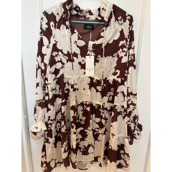 Vici Dresses & Skirts - Vici Exclusive X Fate Mini Dress‎ Longsleeve Wine Cream Lined Silky NWT XS